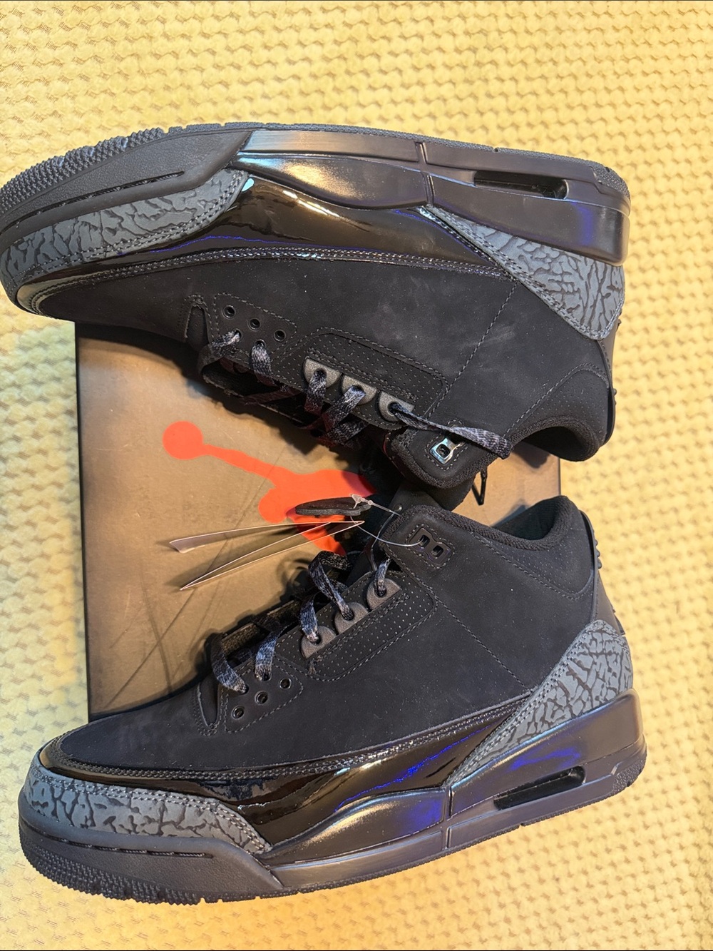 Men's Black Suede Retro Basketball Sneakers